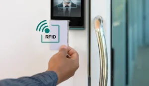 Balancing Convenience and Security The Role of Touchless Technology in Business