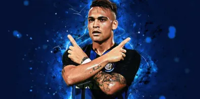 Football player Emiliano Martinez - From the early days to the peak of his career