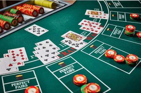 Where does the appeal of the BJ88 card game lobby come from