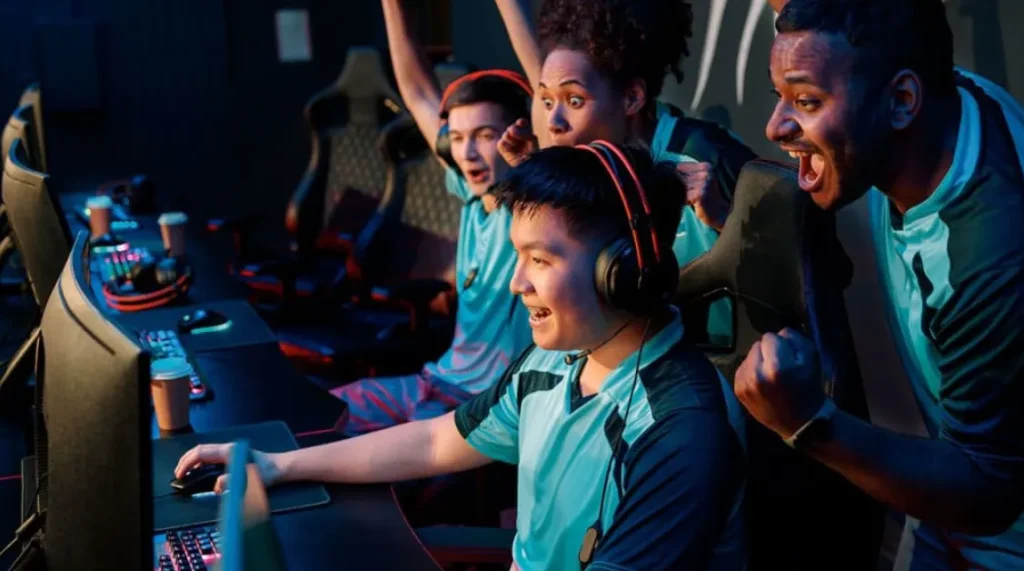 Finding Your Personal Playing Style in the World of Online Gaming